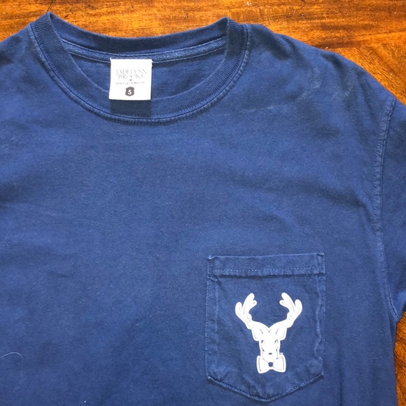 Jadelynn Brook T-shirt - Picture 2 of 2